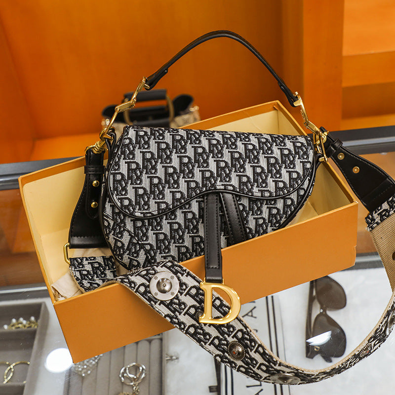 2025 New Underarm Saddle Bag Women's Trendy And High-End Embroidered Wide Shoulder Strap Easiest For Match Fashion Single Shoulder Crossbody Bag